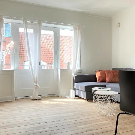 One Bedroom In Esbjerg, Nygrdsvej 49 * Эсбьерг